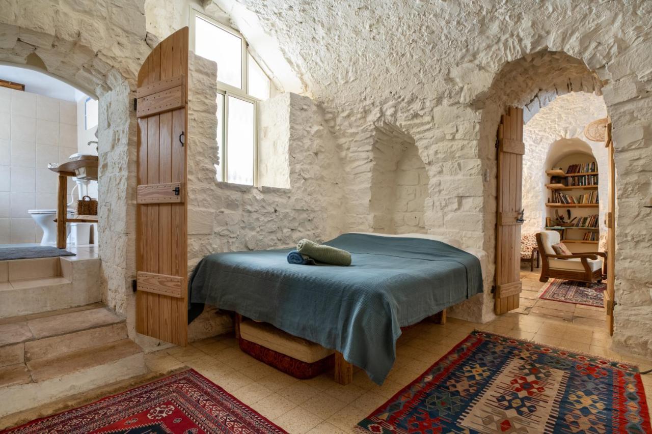 הבית בסמטת תל אביב Villa Rosh Pinna Exteriör bild