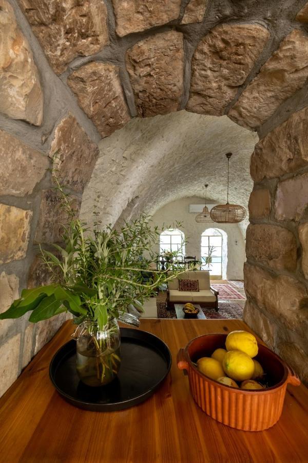 הבית בסמטת תל אביב Villa Rosh Pinna Exteriör bild