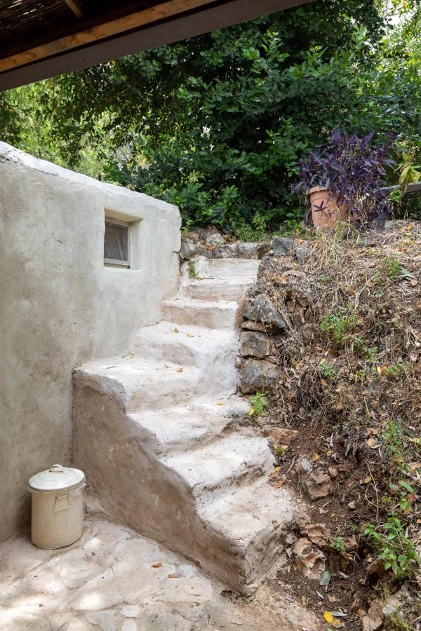 הבית בסמטת תל אביב Villa Rosh Pinna Exteriör bild